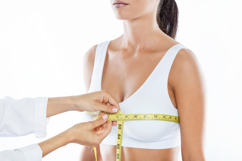 ¿Qué es la mastopexia y cómo se realiza? 1 beneficios de la